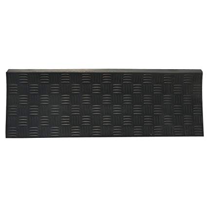 Rubber-Cal Diamond-Grip Recycled Rubber Step Mat - 9.75
